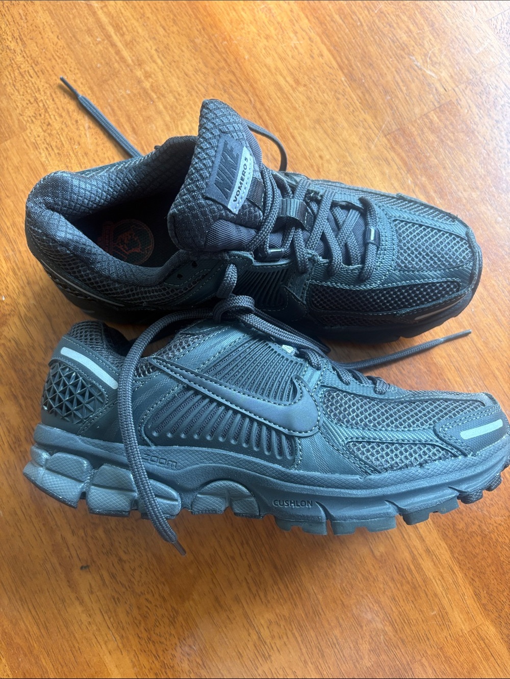 Nike Vomero 5